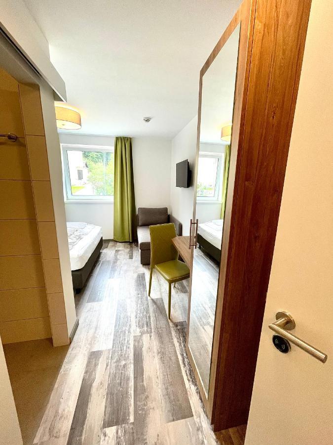 Motel Xl Lounge Traisen Ngoại thất bức ảnh