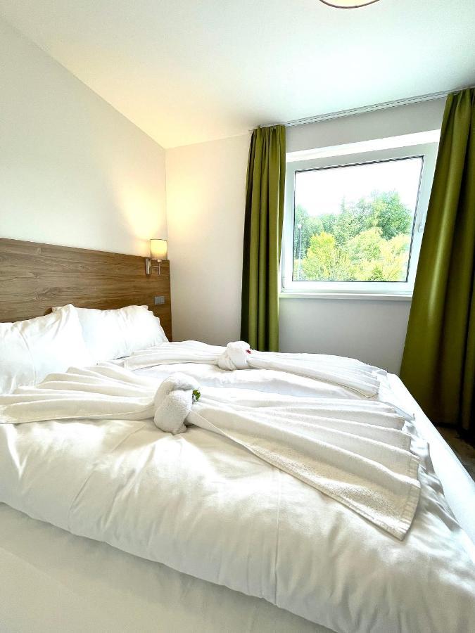 Motel Xl Lounge Traisen Ngoại thất bức ảnh